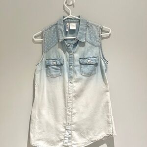 Sleeveless Light Blue Denim Top Y2K Polka Dot Ombré Button-down (Size S)